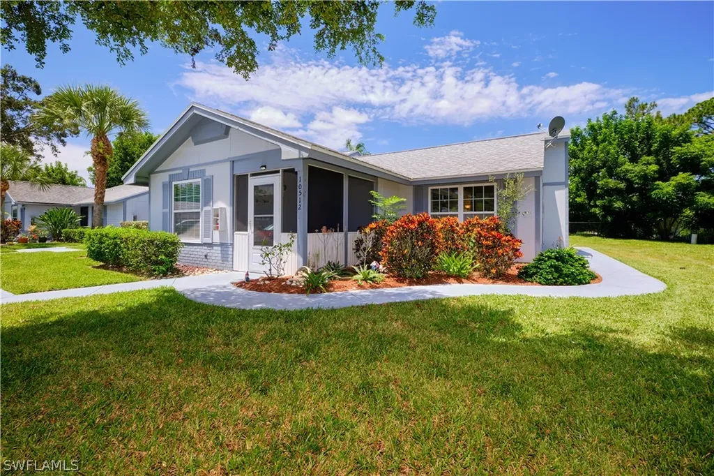 10512 Newbury Court Lehigh Acres FL 33936
