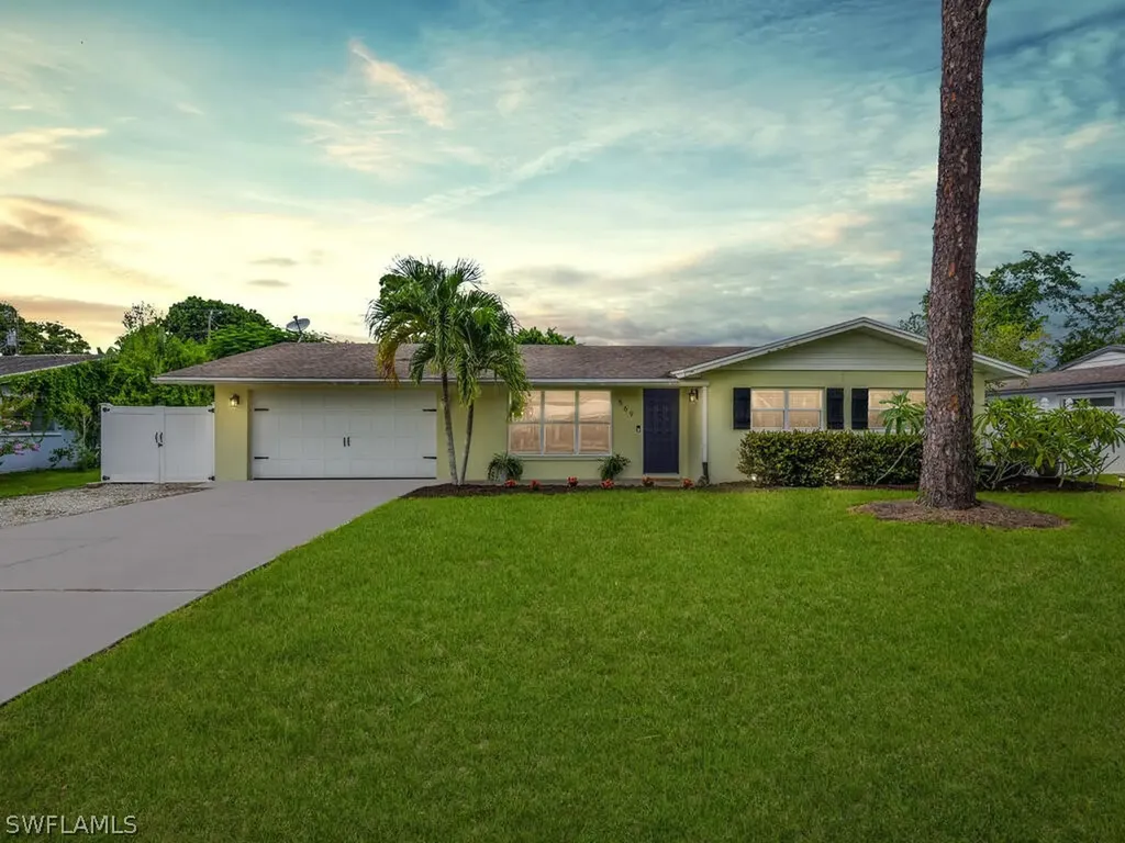 569 Val Mar Drive Fort Myers FL 33919