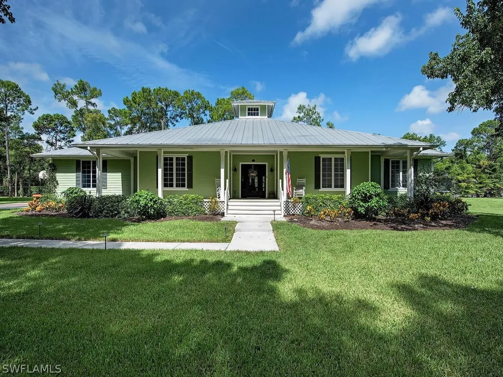 5601 Green Boulevard Naples FL 34116