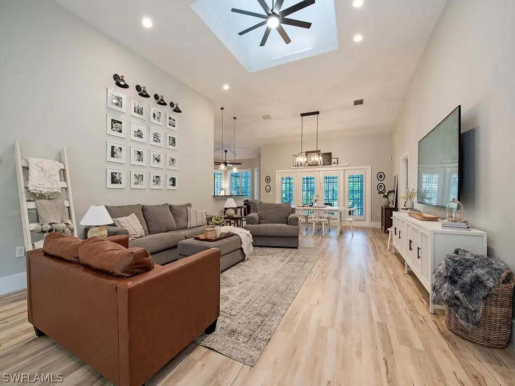 5601 Green Boulevard Naples FL 34116