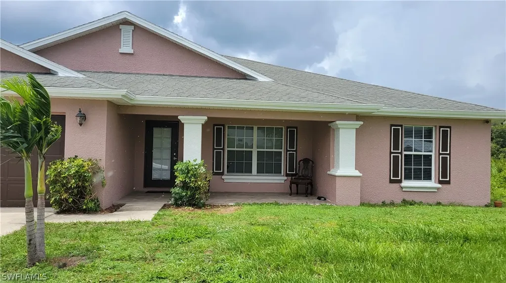 2512 19th Street SW Lehigh Acres FL 33976