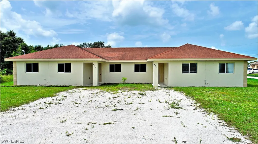 4459-4461 26th Street SW Lehigh Acres FL 33973