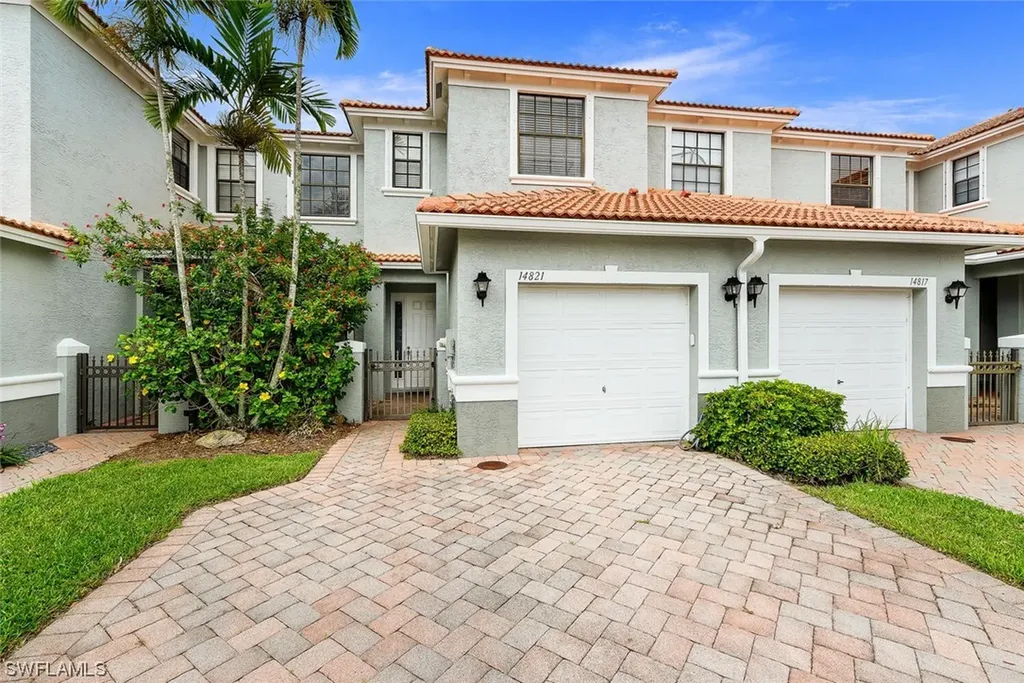 Naples FL, 14821 Pinnacle Place, Unit 360