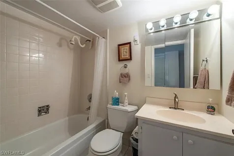 1910 Gulf Shore Boulevard N Naples FL 34102