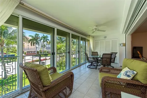 1910 Gulf Shore Boulevard N Naples FL 34102