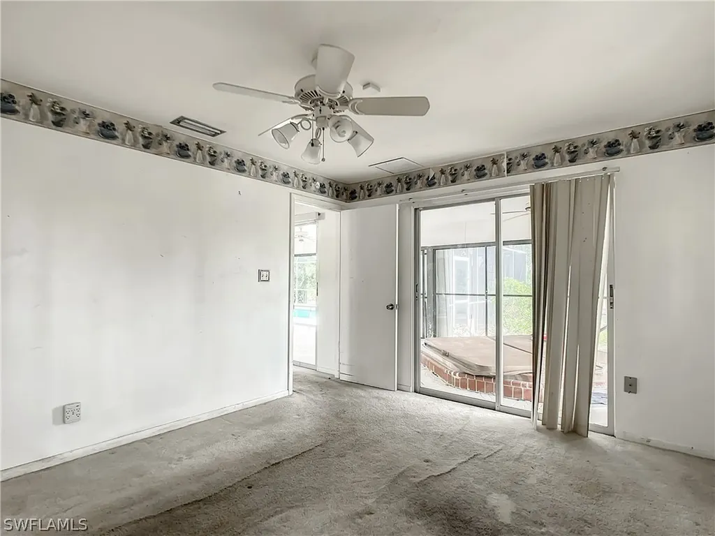 1131 SE 38th Street Cape Coral FL 33904