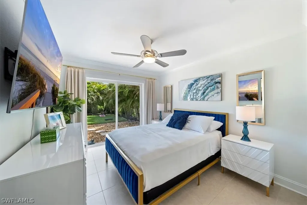 713 97th Avenue N Naples FL 34108