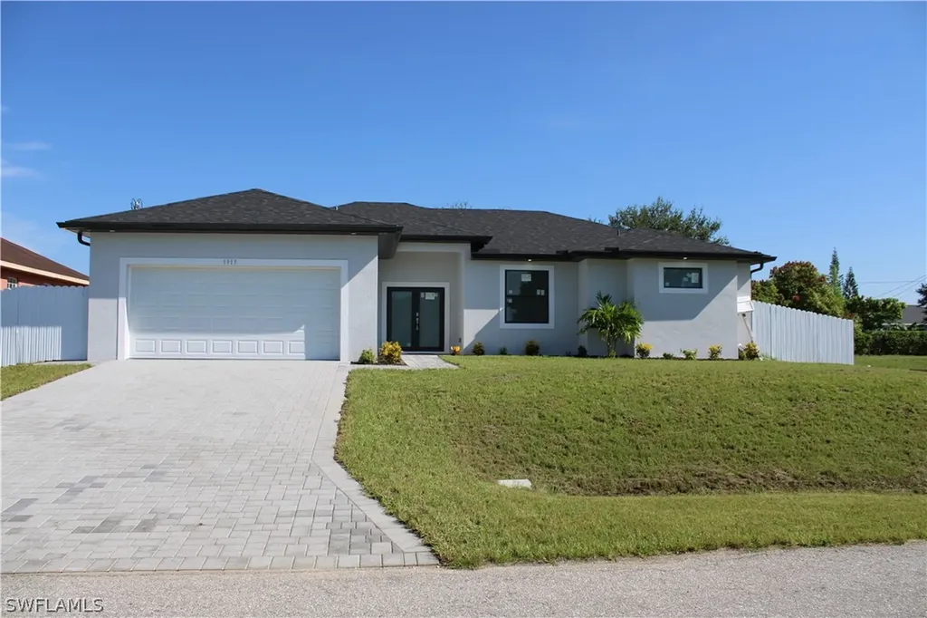 1919 NE 14th Terrace Cape Coral FL 33909