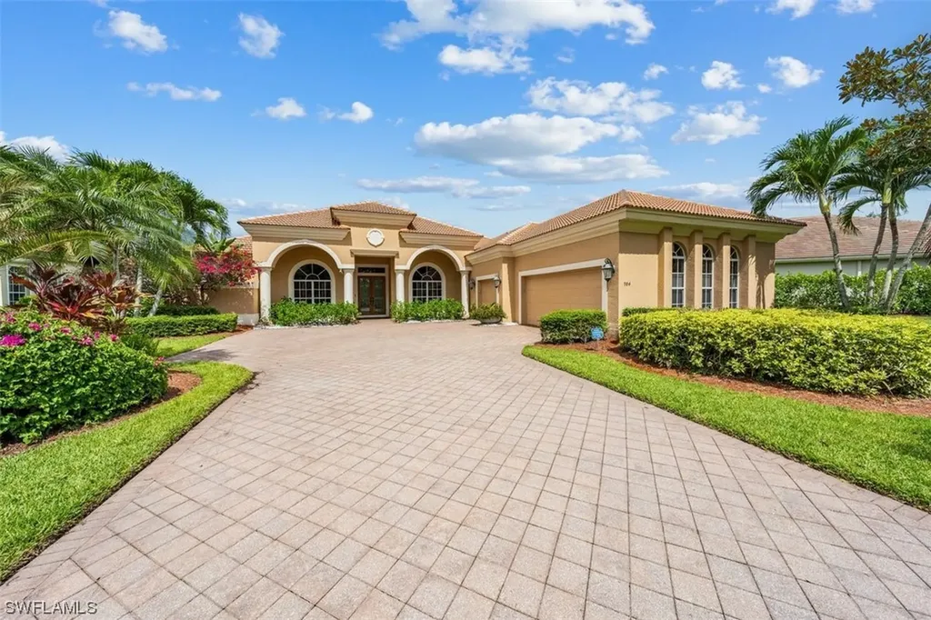 984 Glen Lake Circle Naples FL 34119