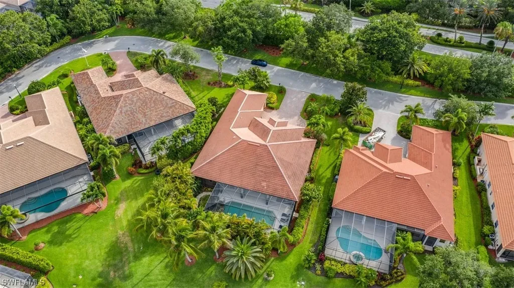 984 Glen Lake Circle Naples FL 34119