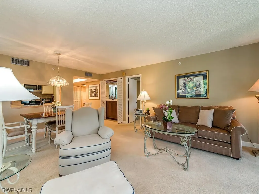 6040 Pelican Bay Boulevard Naples FL 34108