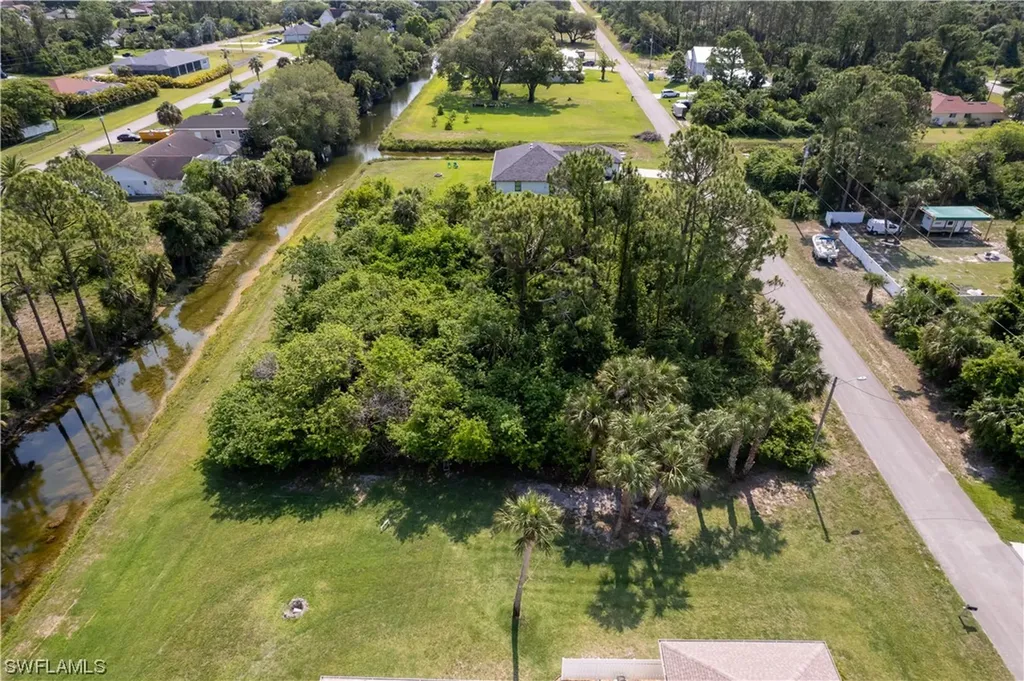 837 Porter Street E Lehigh Acres FL 33974
