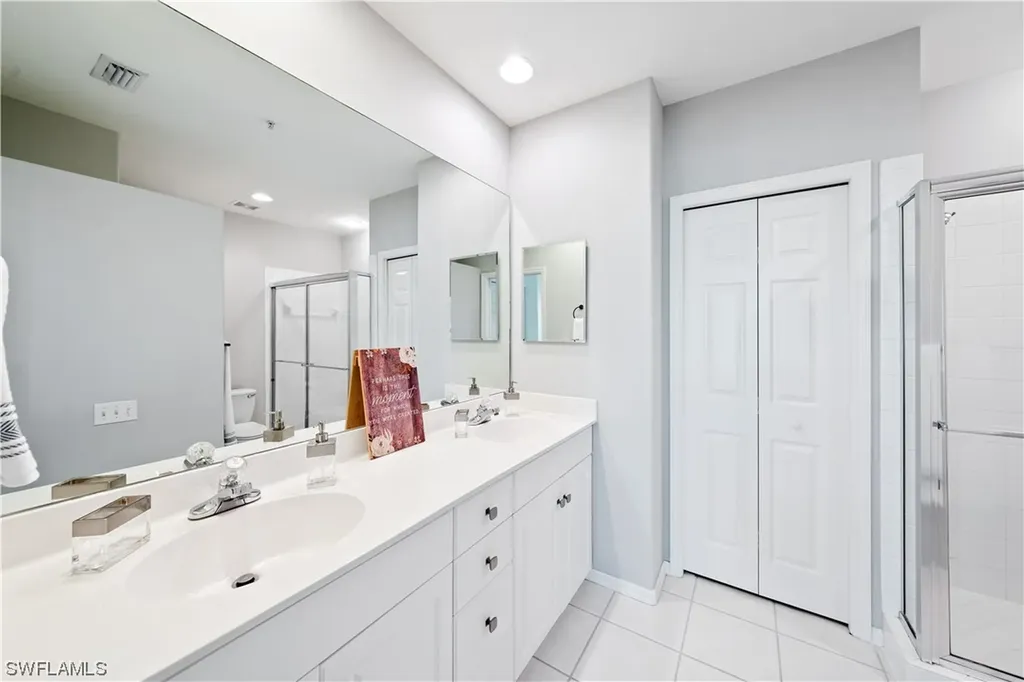 8259 Parkstone Place Naples FL 34120