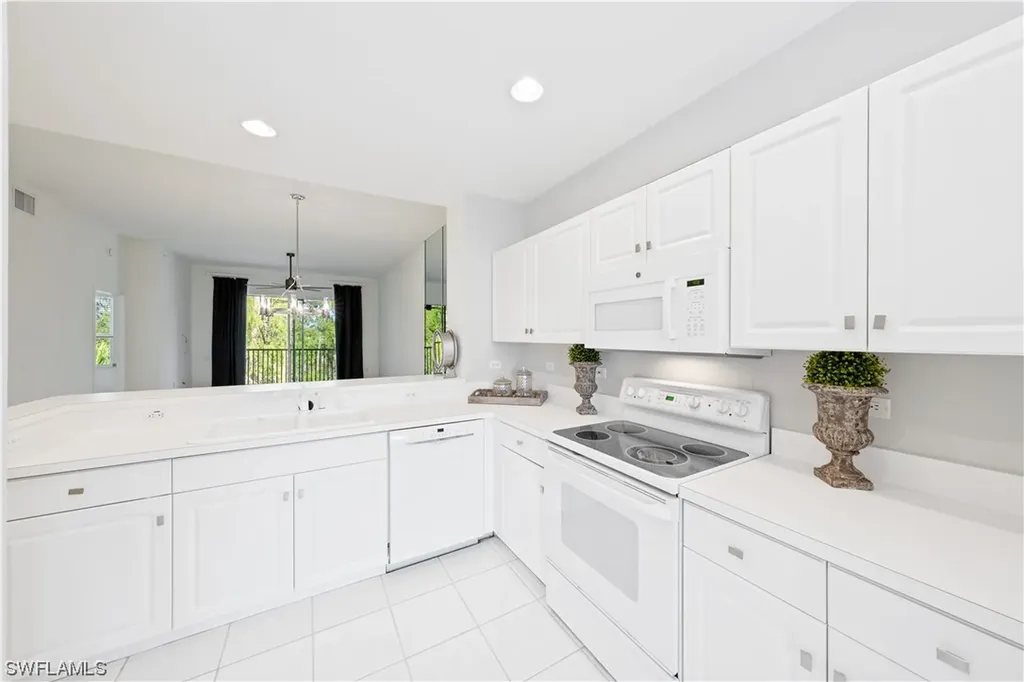 8259 Parkstone Place Naples FL 34120