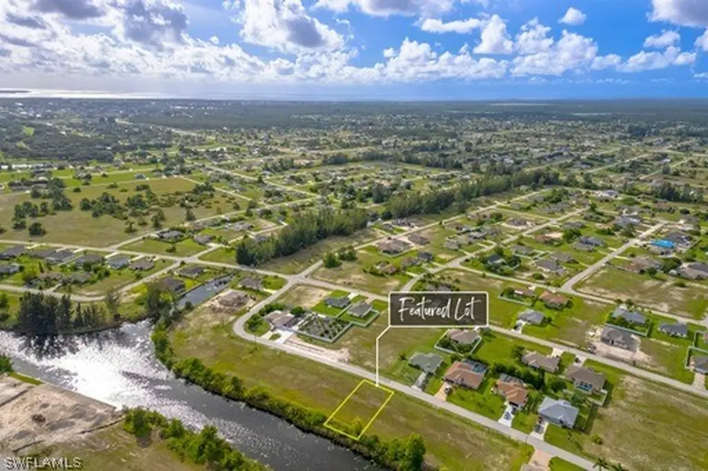 2000 NW 17th Terrace Cape Coral FL 33993