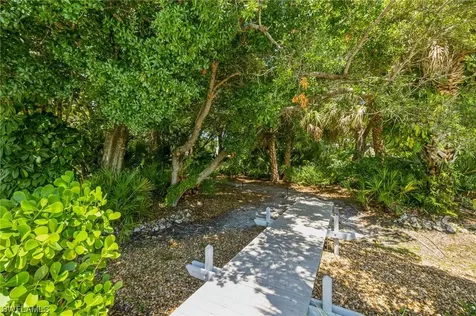 3624 Belair Lane Naples FL 34103