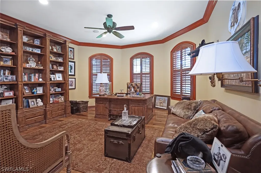 9129 The Lane Naples FL 34109