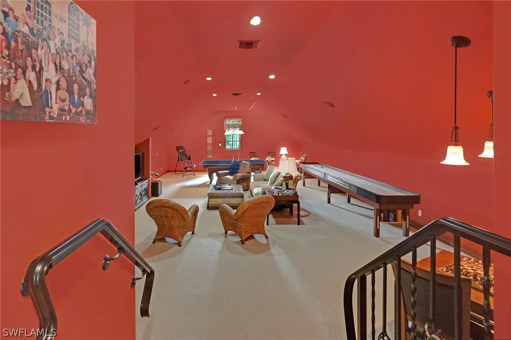9129 The Lane Naples FL 34109