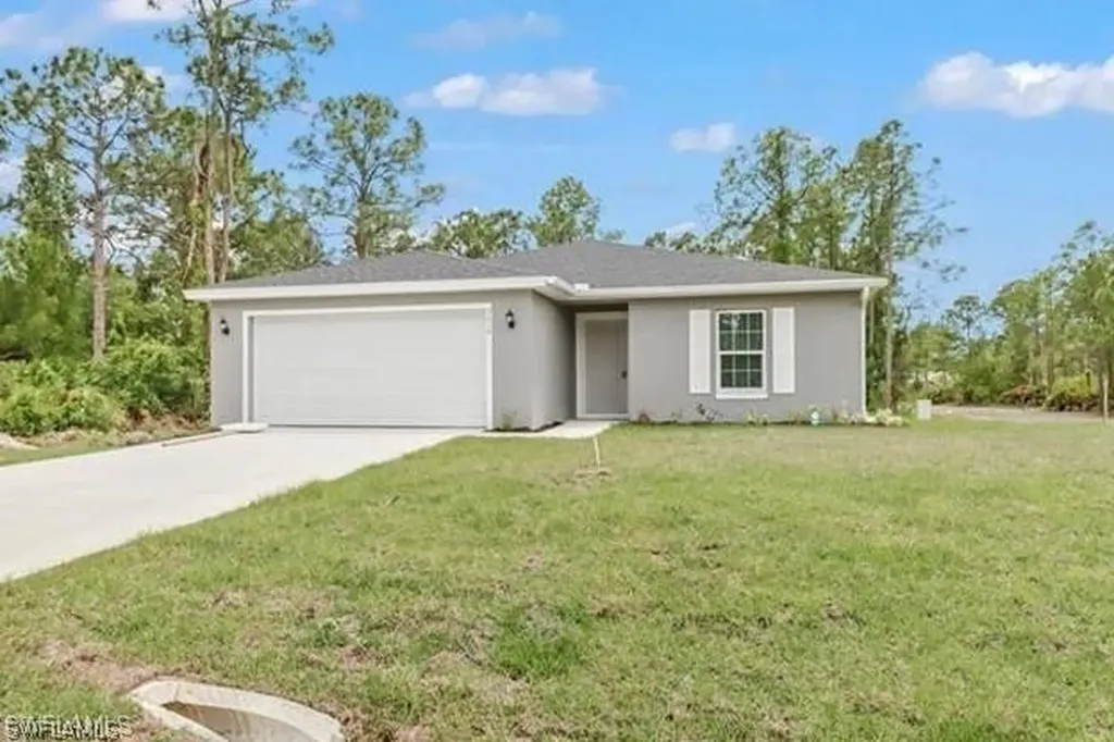1825 NE 17th Street Cape Coral FL 33909