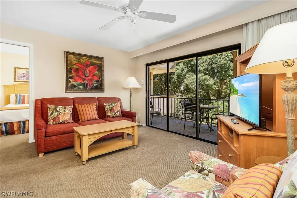 600 Neapolitan Way Naples FL 34103