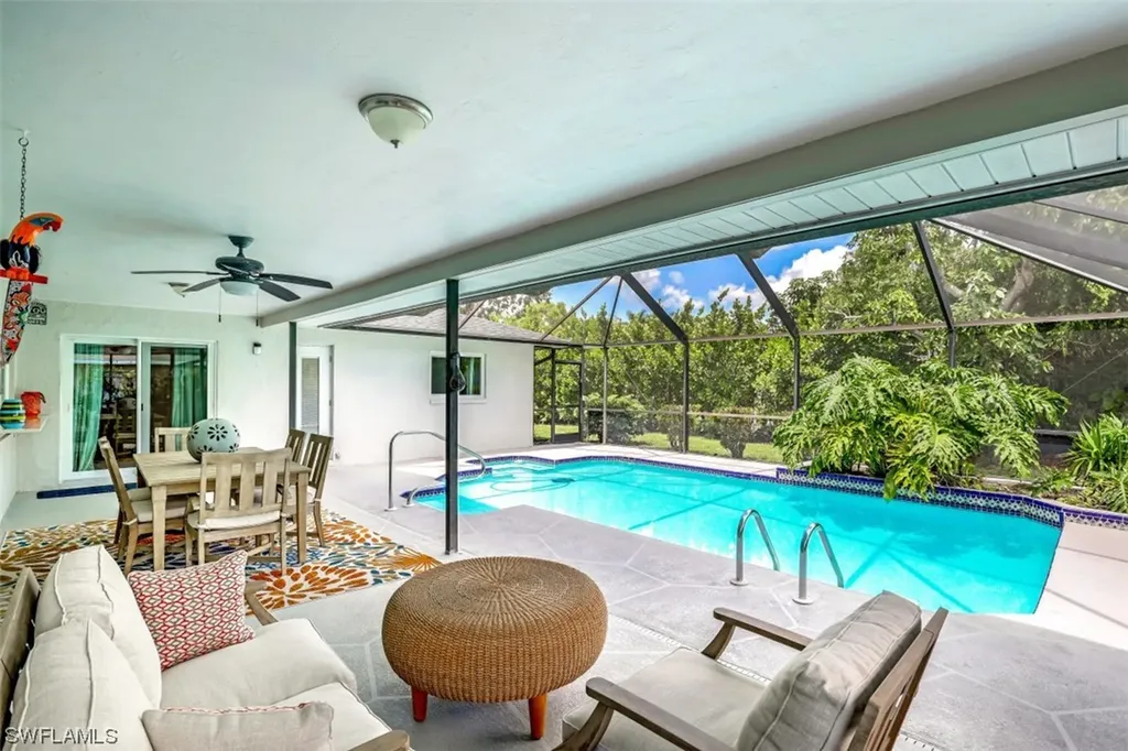 9583 Sussex Street Naples FL 34109