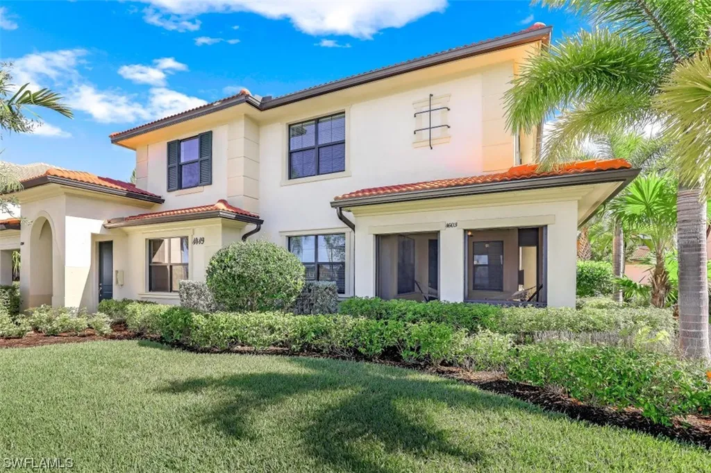 1419 Santiago Circle Naples FL 34113