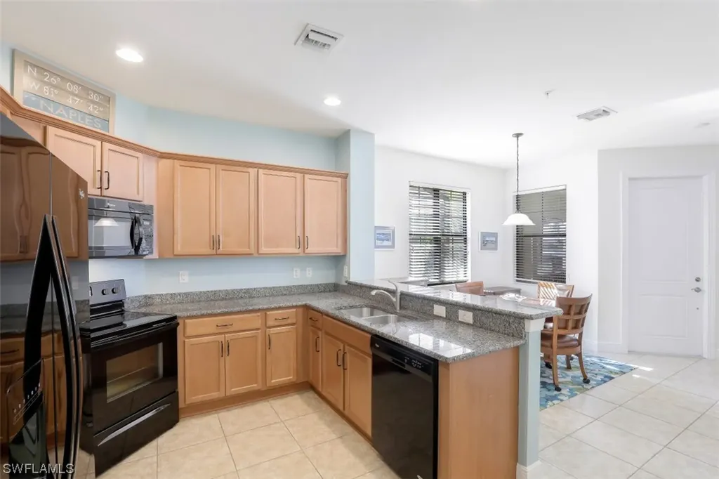 1419 Santiago Circle Naples FL 34113