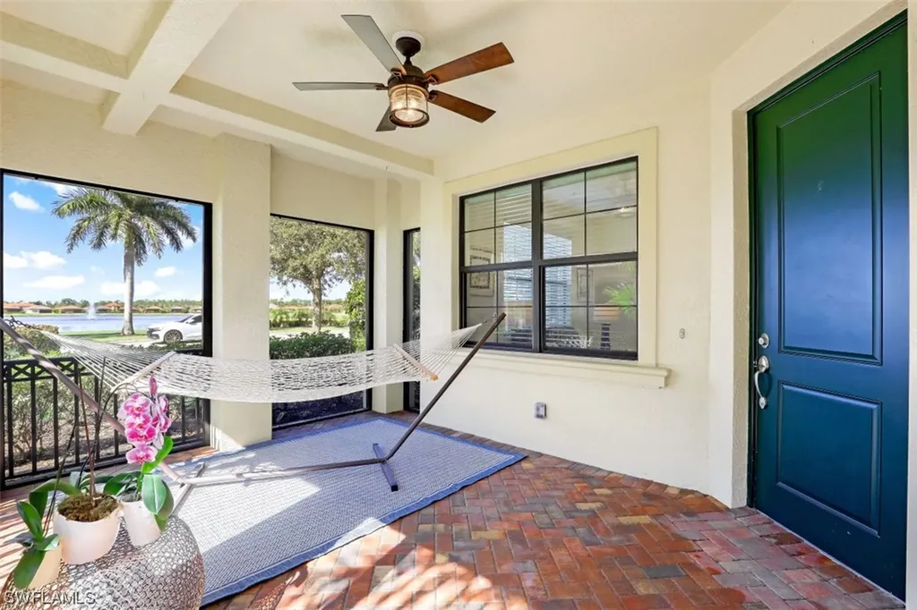 1419 Santiago Circle Naples FL 34113