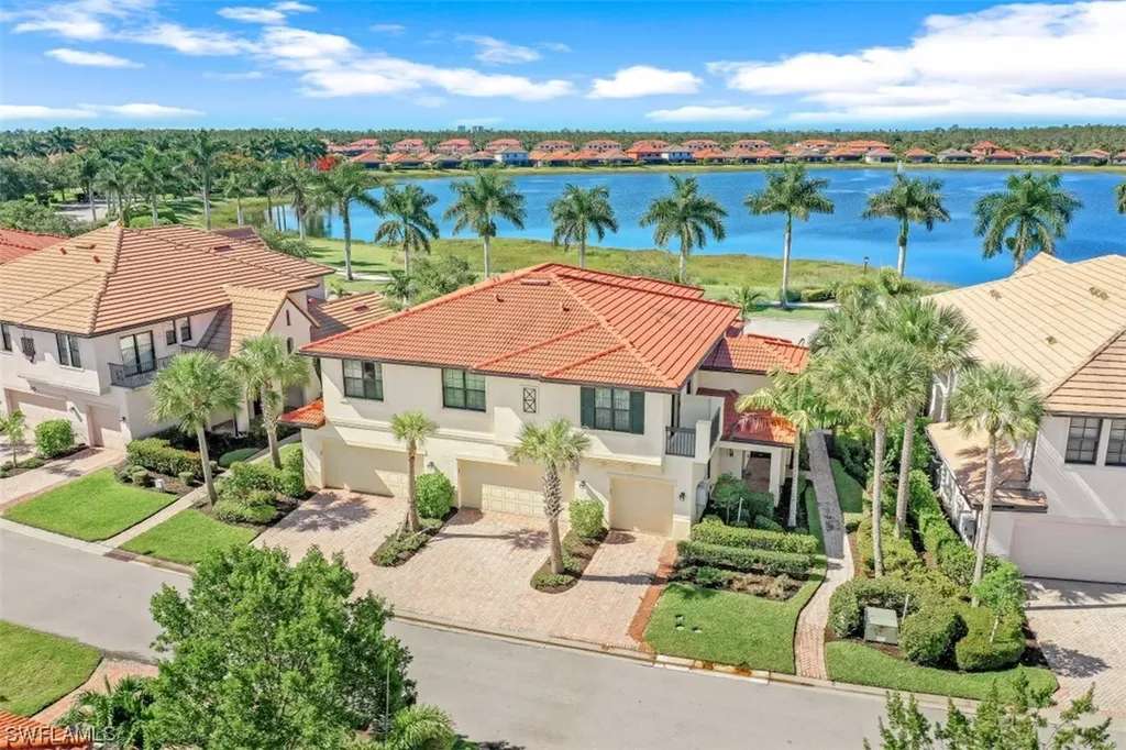 1419 Santiago Circle Naples FL 34113