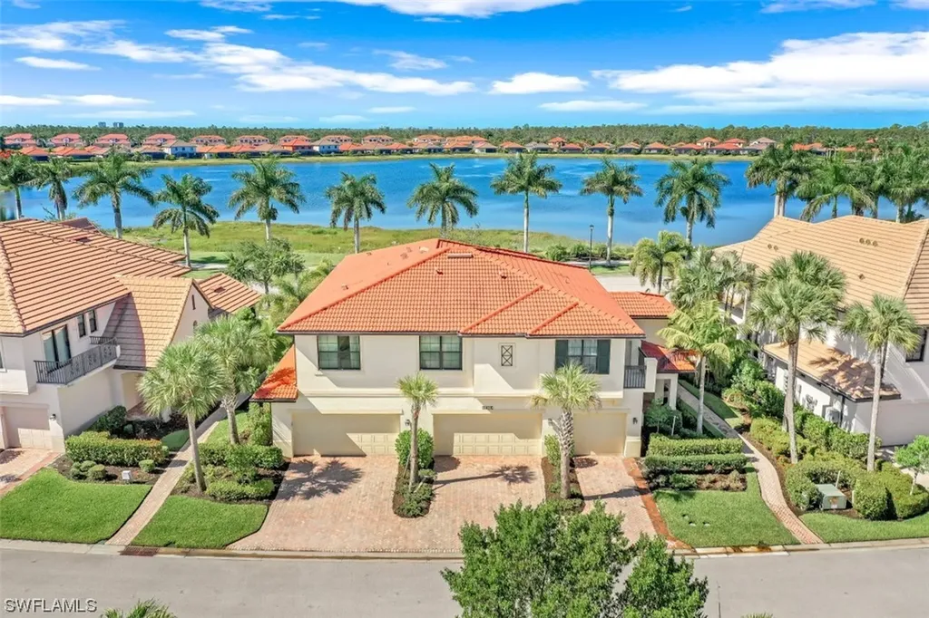 1419 Santiago Circle Naples FL 34113