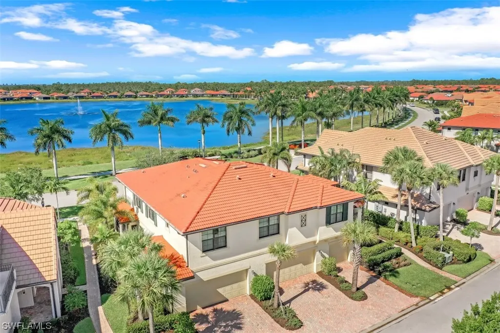 1419 Santiago Circle Naples FL 34113