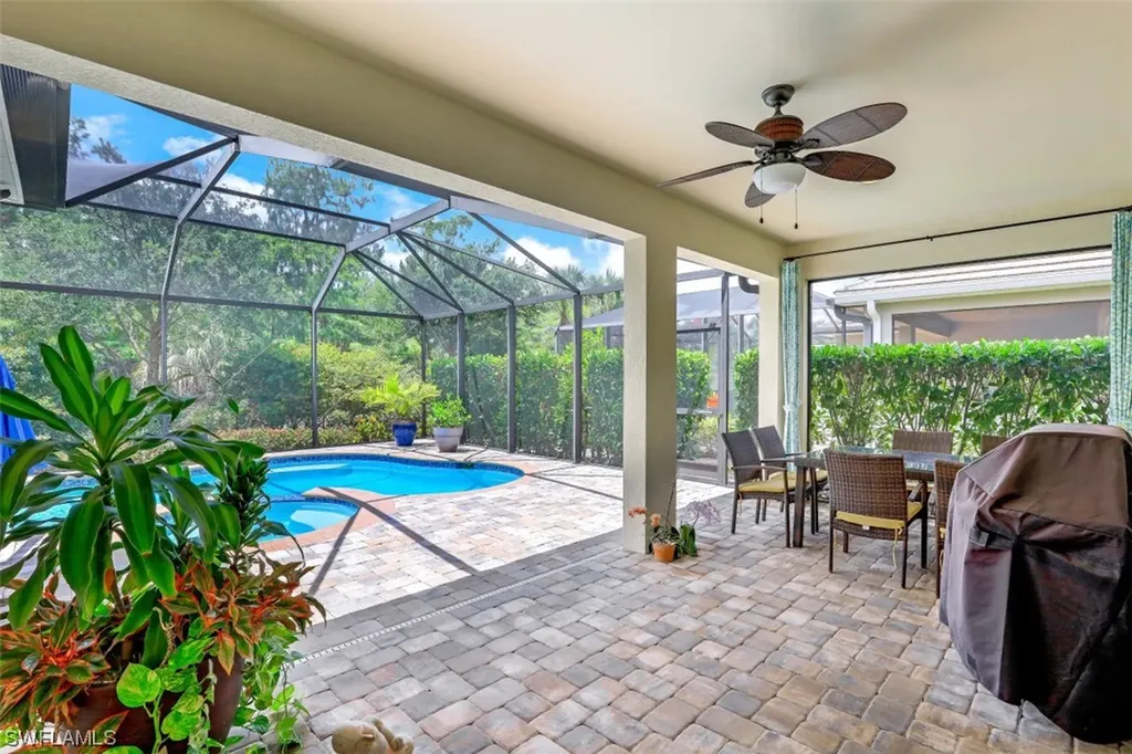 3703 Canopy Circle Naples FL 34120