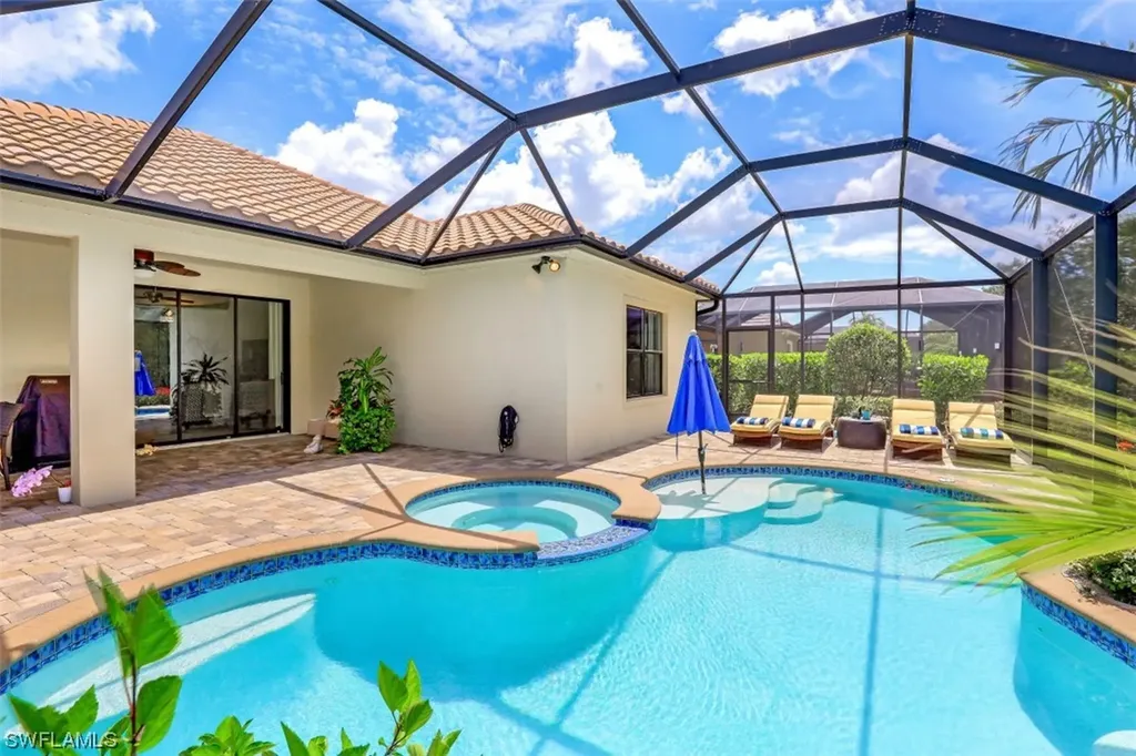 3703 Canopy Circle Naples FL 34120