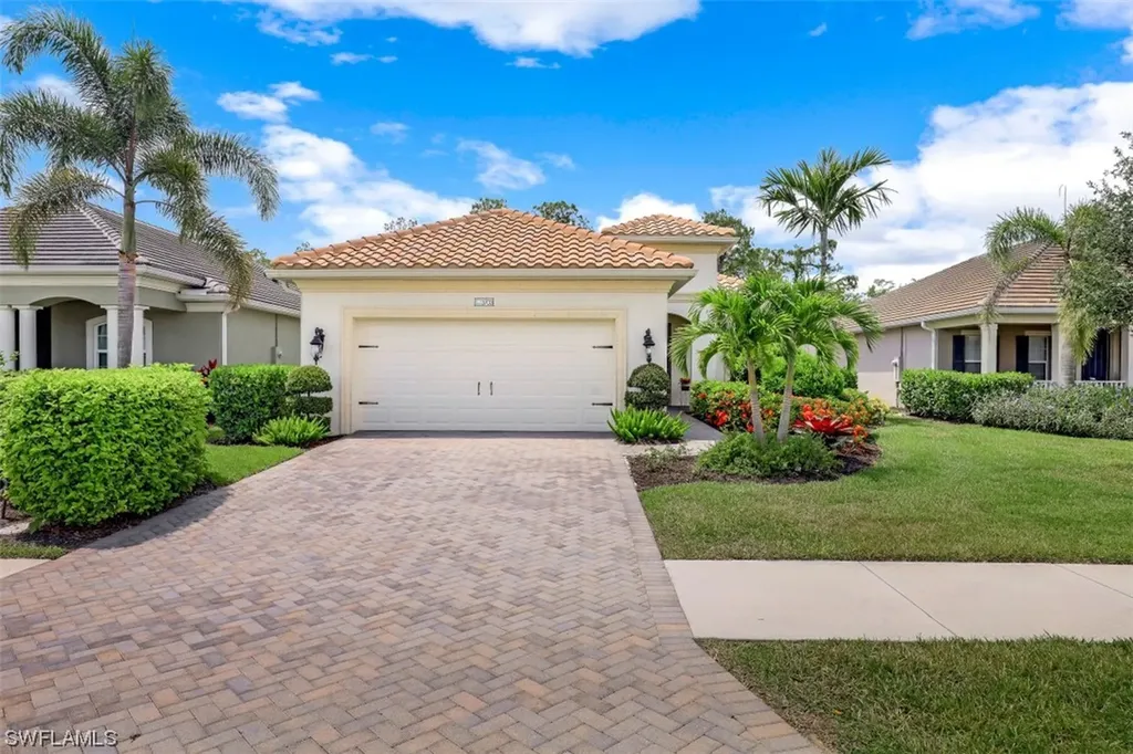 3703 Canopy Circle Naples FL 34120