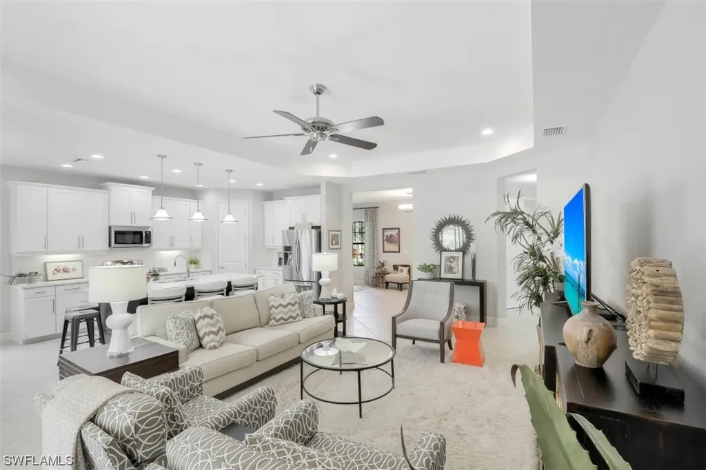 3703 Canopy Circle Naples FL 34120