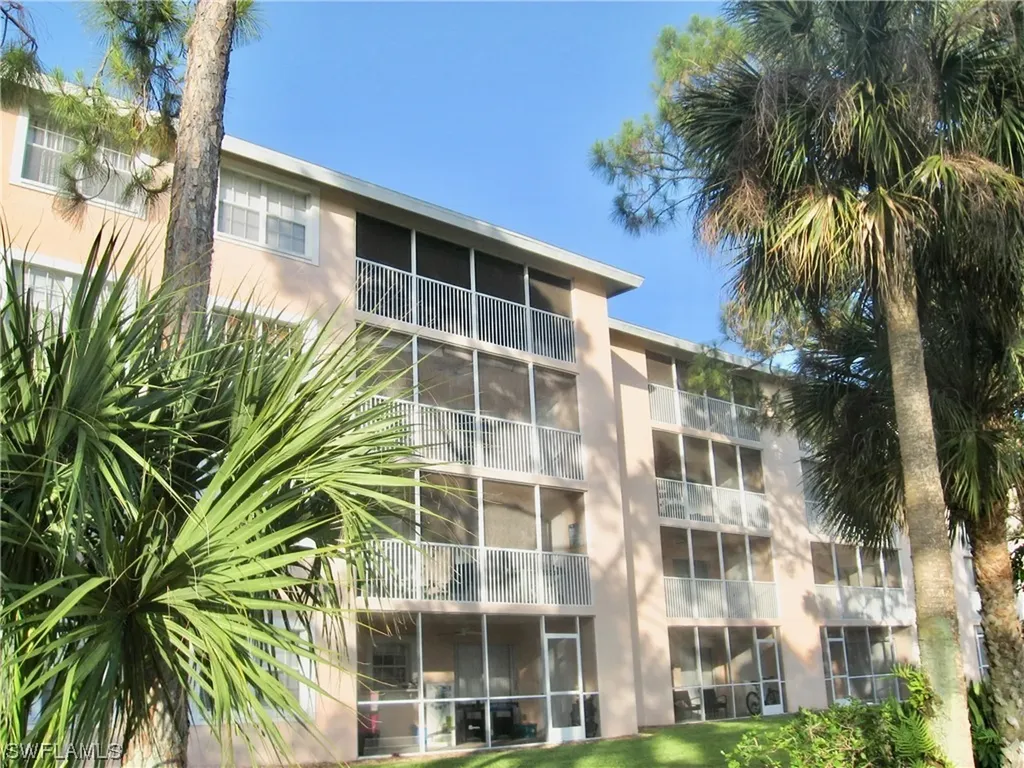 441 Quail Forest Boulevard Naples FL 34105