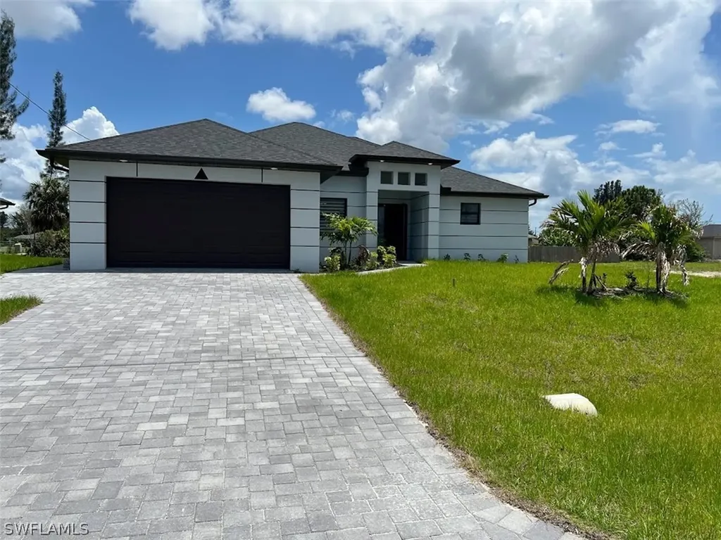 2224 Embers Parkway W Cape Coral FL 33993
