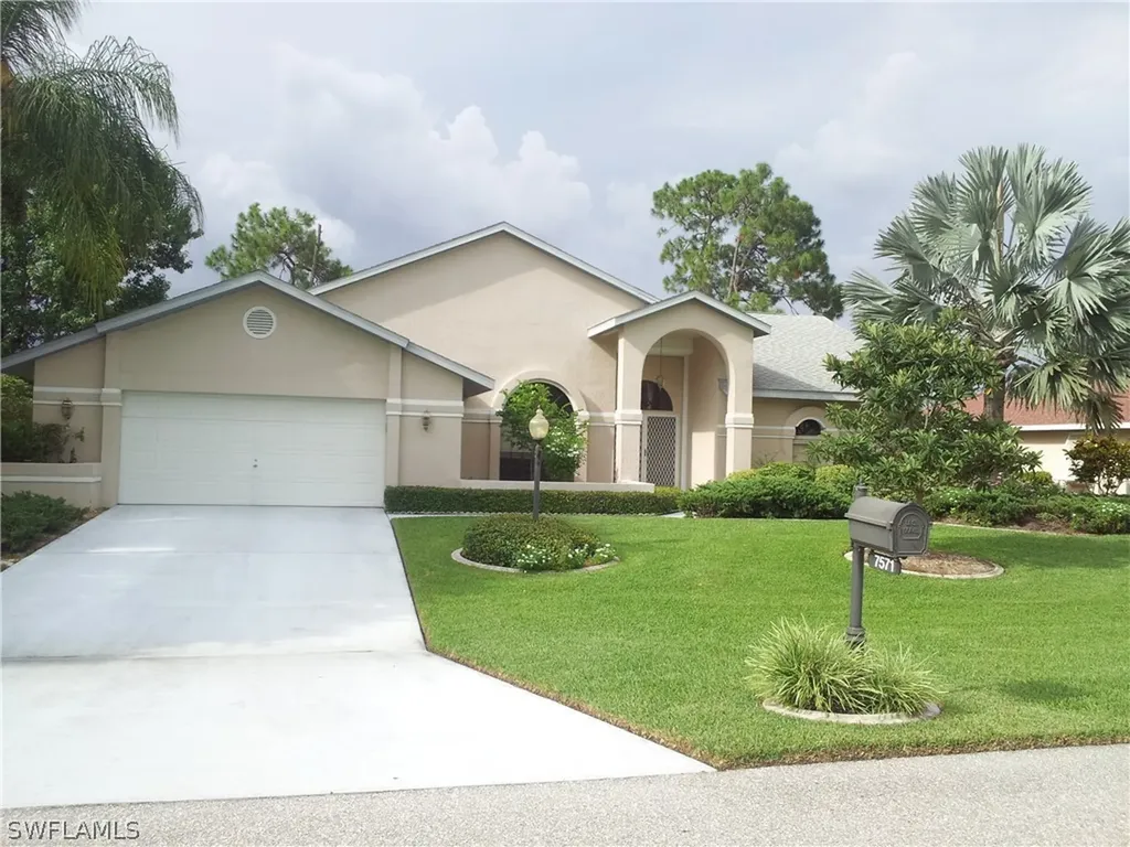 7571 Eaglet Court Fort Myers FL 33912