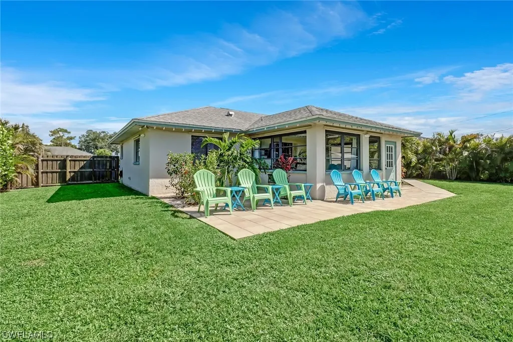 Naples FL, 4517 28TH Avenue SW