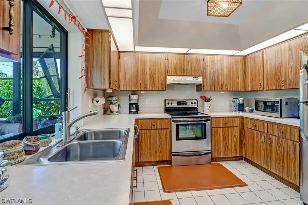 4517 28th Avenue SW Naples FL 34116