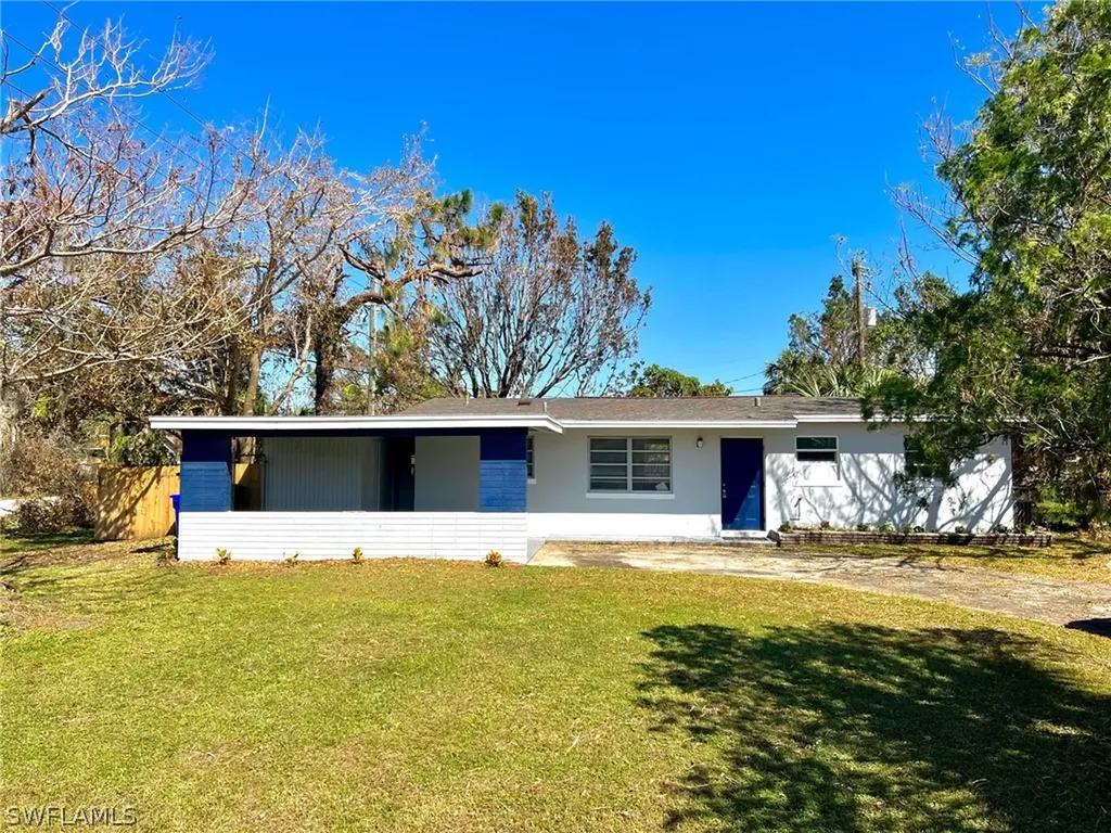 2401 Hunter Street Fort Myers FL 33901