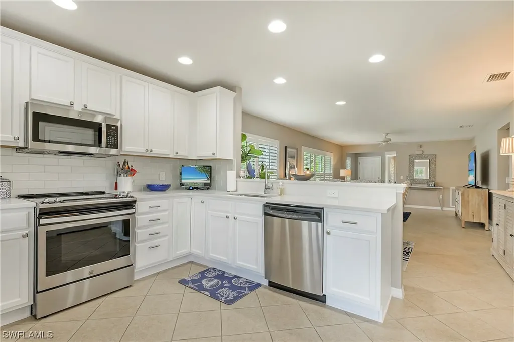 28541 Hammerhead Lane Bonita Springs FL 34135