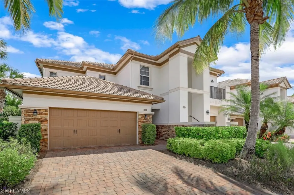 8040 Players Cove Drive Naples FL 34113