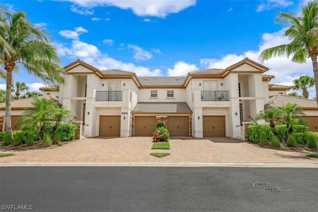 8040 Players Cove Drive Naples FL 34113