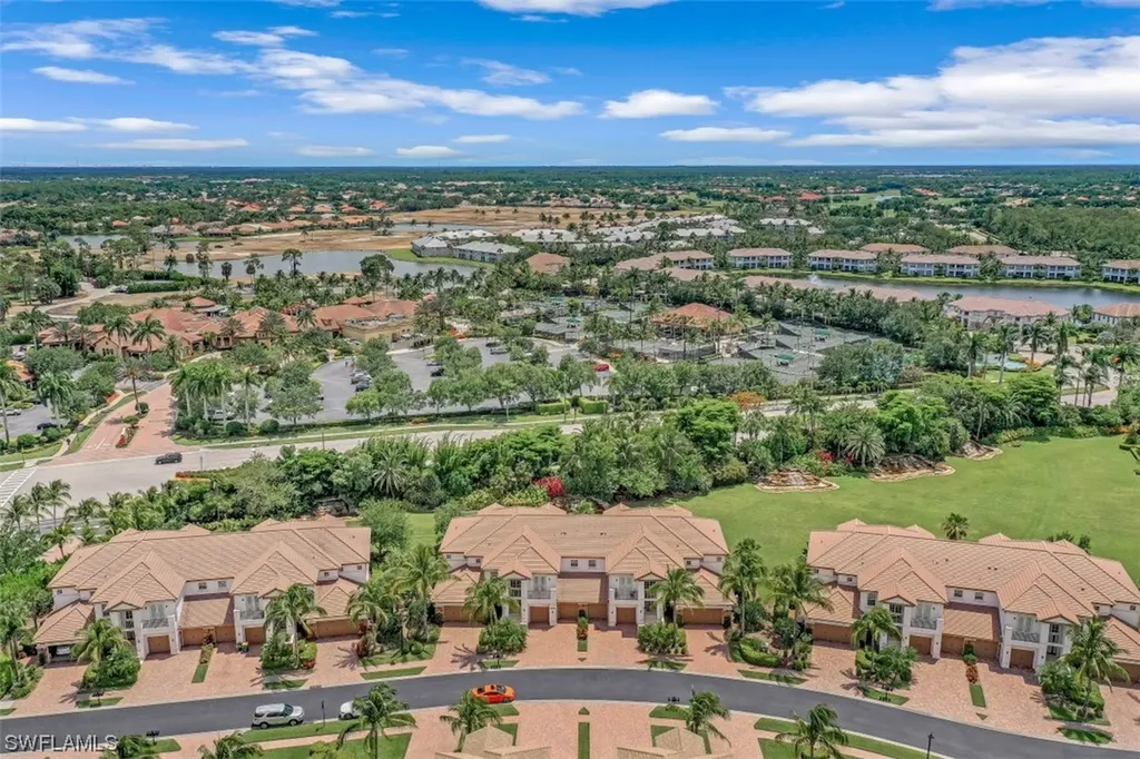 8040 Players Cove Drive Naples FL 34113
