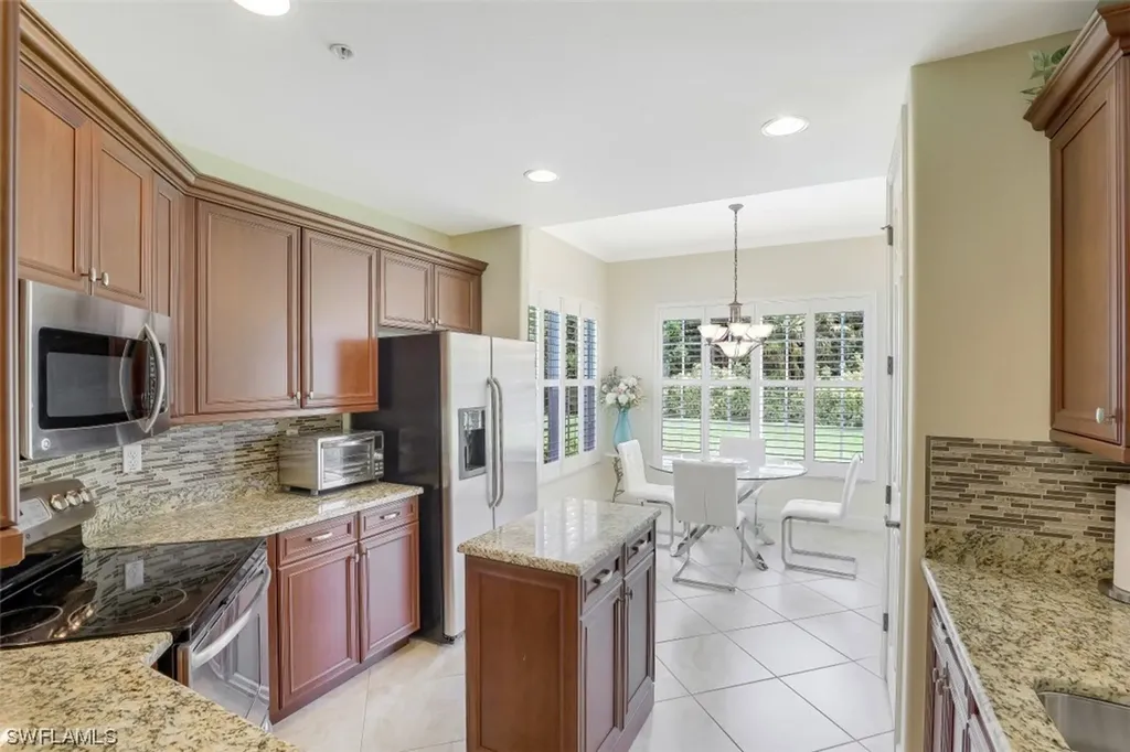 8040 Players Cove Drive Naples FL 34113