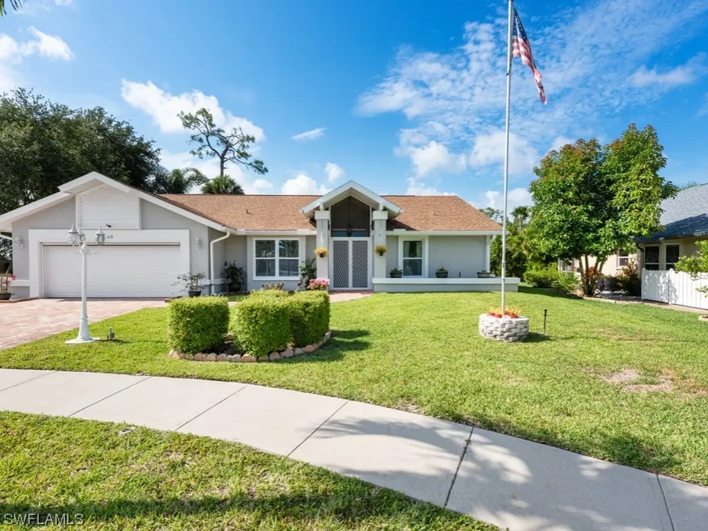 109 Leanore Court Naples FL 34112