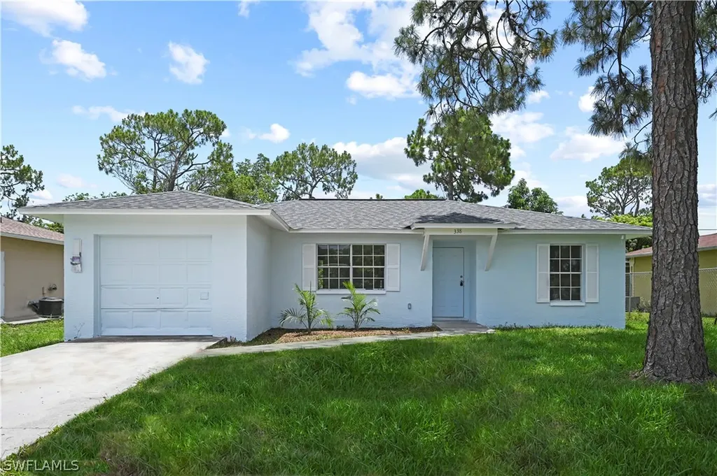 5338 Catts Street Naples FL 34113