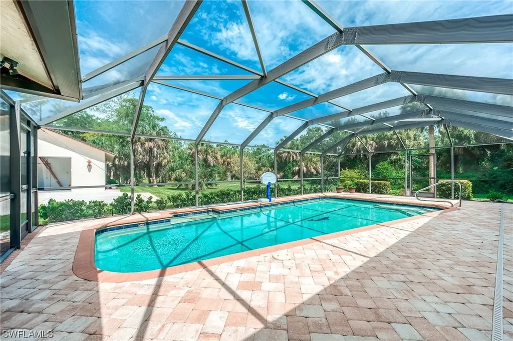 1381 29th Street SW Naples FL 34117