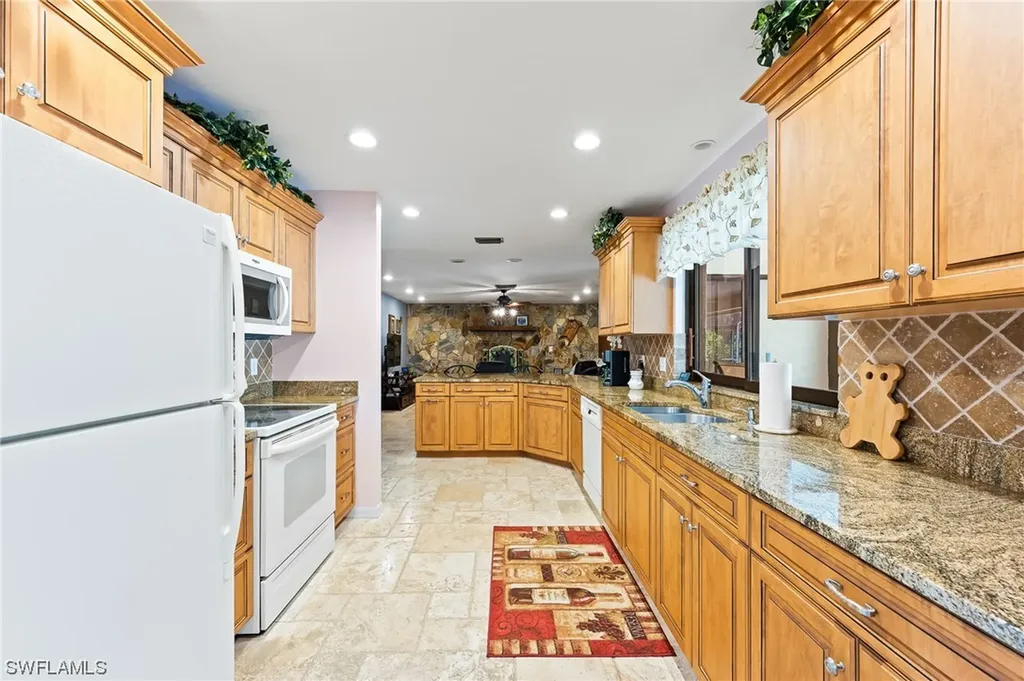 1381 29th Street SW Naples FL 34117